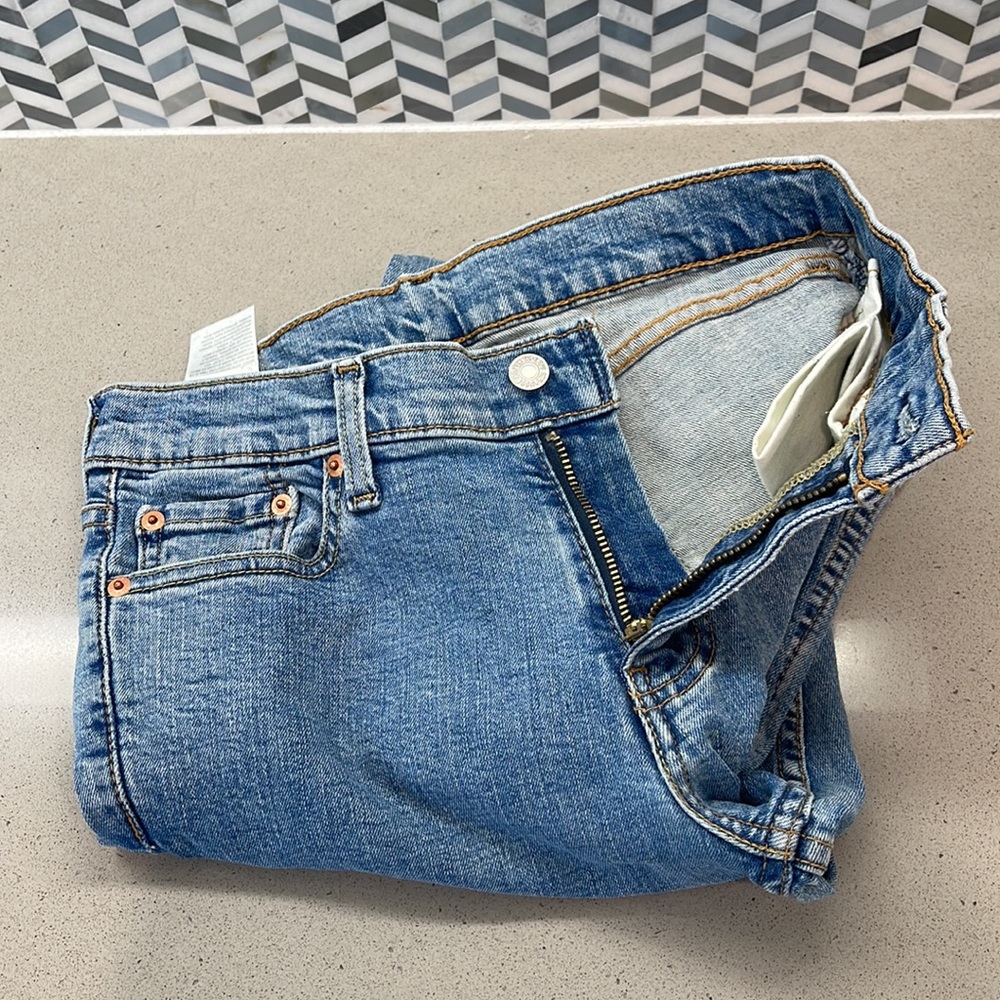 Levi’s 511 - Picture 3 of 3